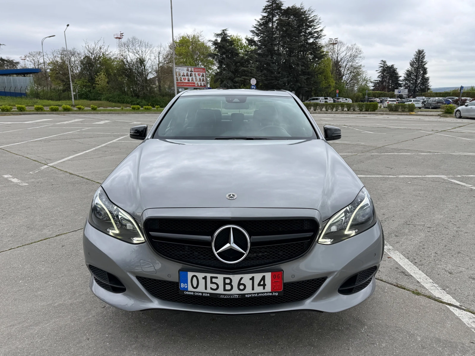 Mercedes-Benz E 250 Distrionic///Avantgarde///Navi///Top///Led, снимка 3 - Автомобили и джипове - 54270107