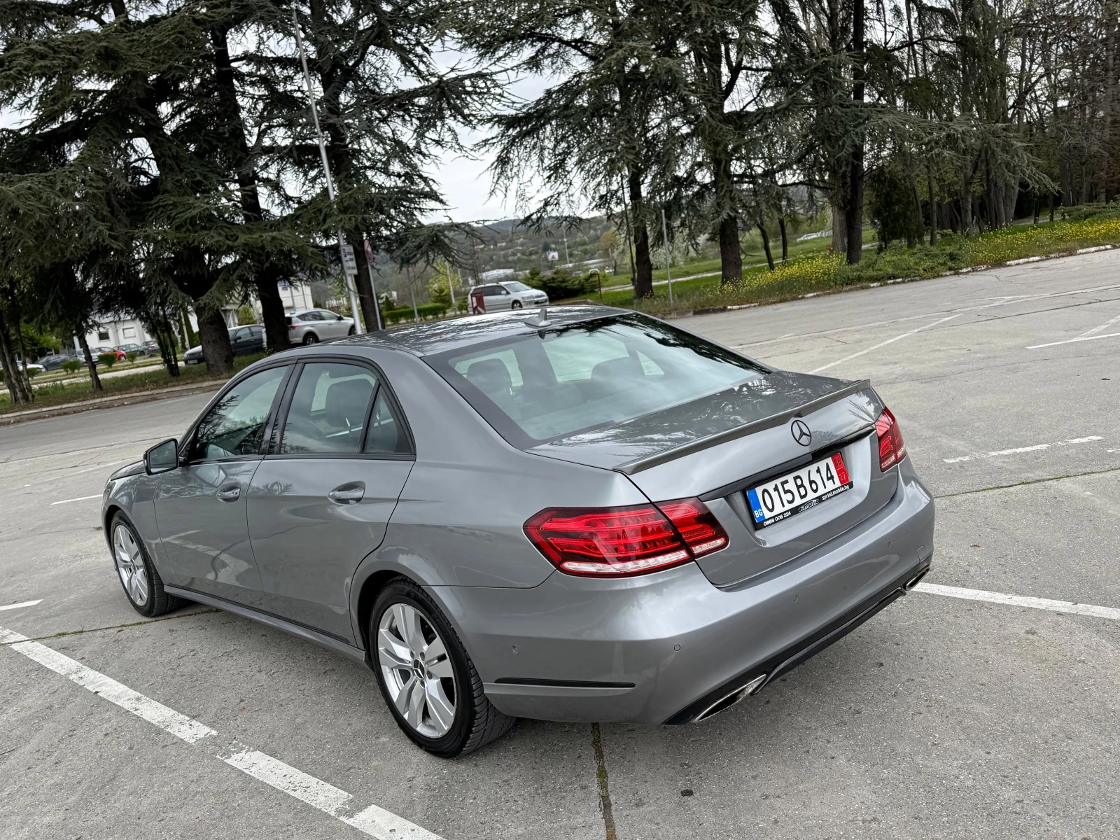 Mercedes-Benz E 250 Distrionic///Avantgarde///Navi///Top///Led, снимка 6 - Автомобили и джипове - 54270107