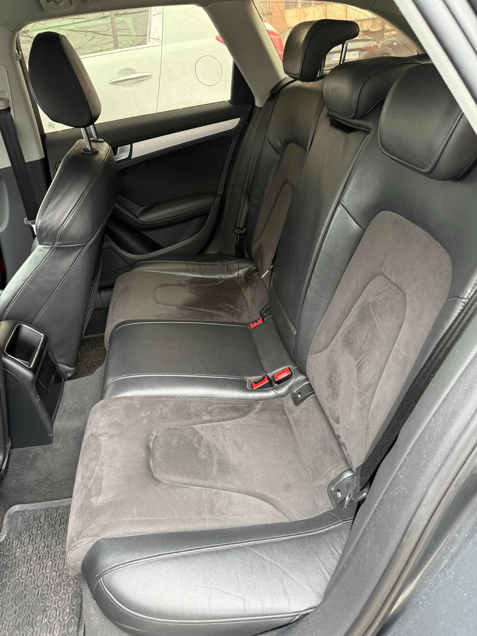 Audi A4 Avant, снимка 12 - Автомобили и джипове - 54323507