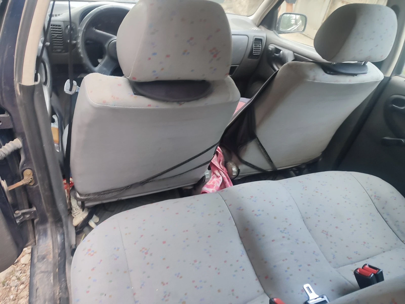 VW Polo 1.9 D, снимка 3 - Автомобили и джипове - 54457977