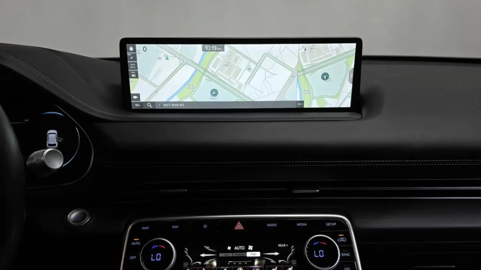 Genesis GV80, снимка 15 - Автомобили и джипове - 54630976