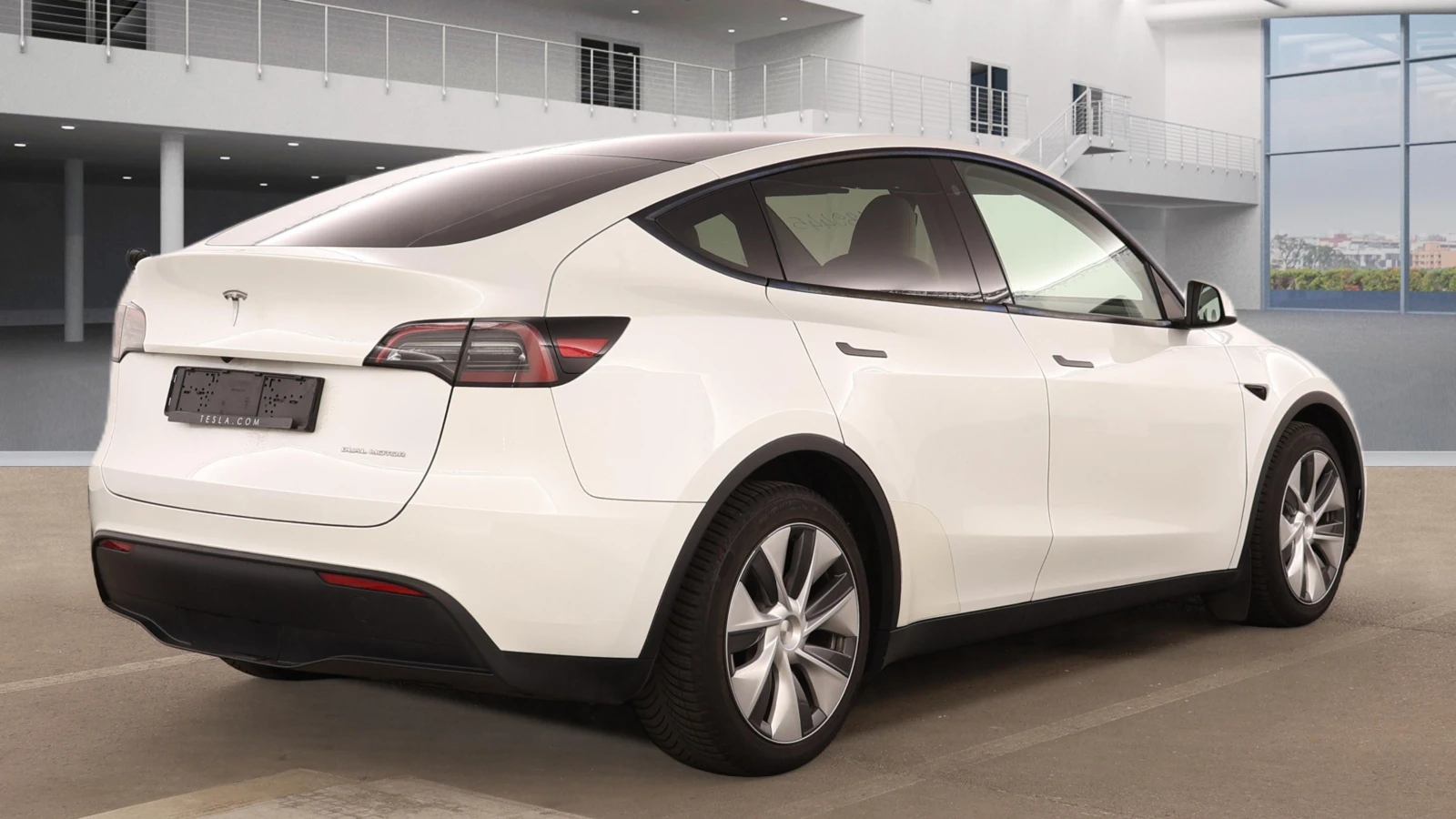 Tesla Model Y Long Range AWD, снимка 5 - Автомобили и джипове - 54712804