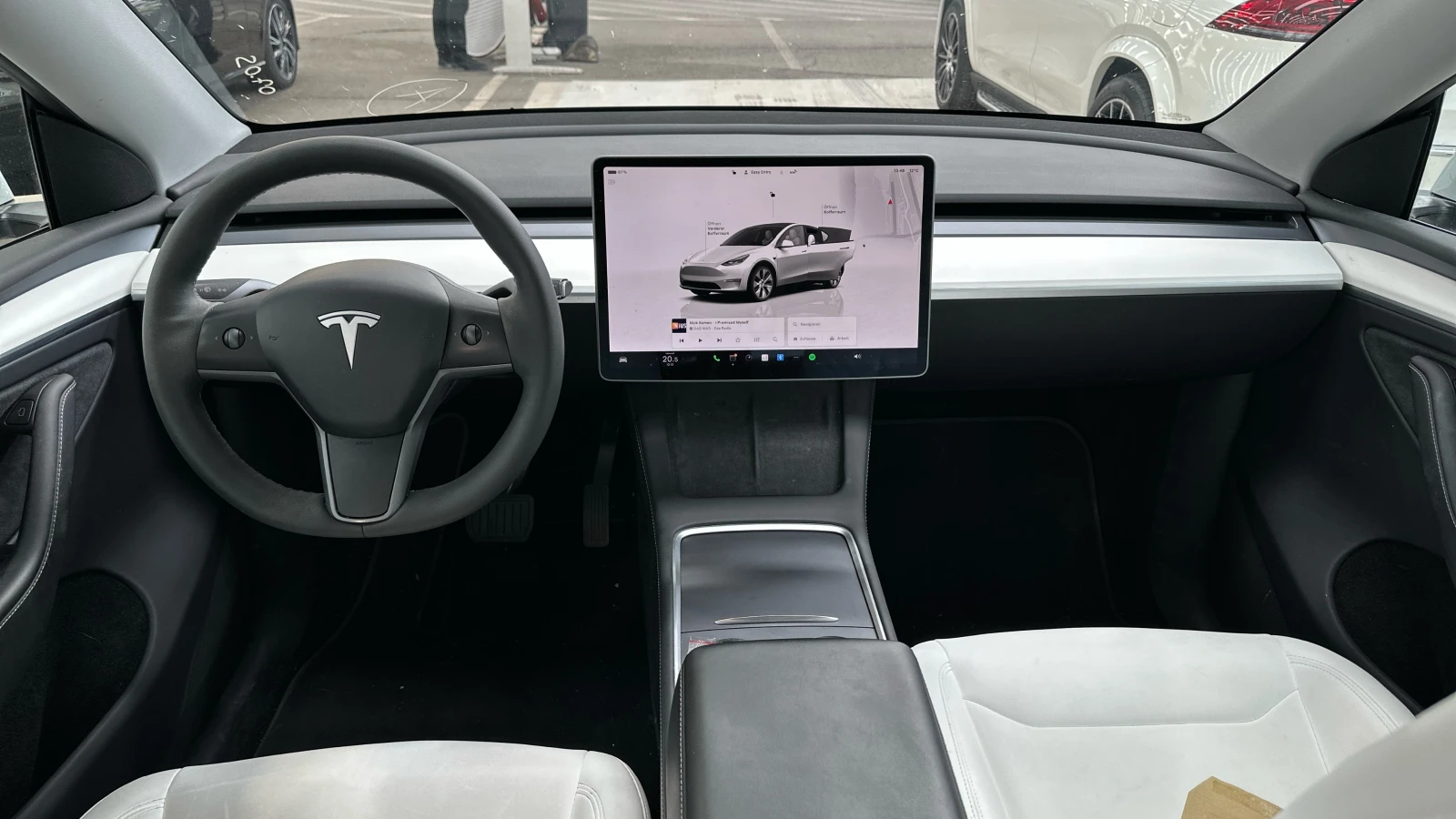Tesla Model Y Long Range AWD, снимка 11 - Автомобили и джипове - 54712804