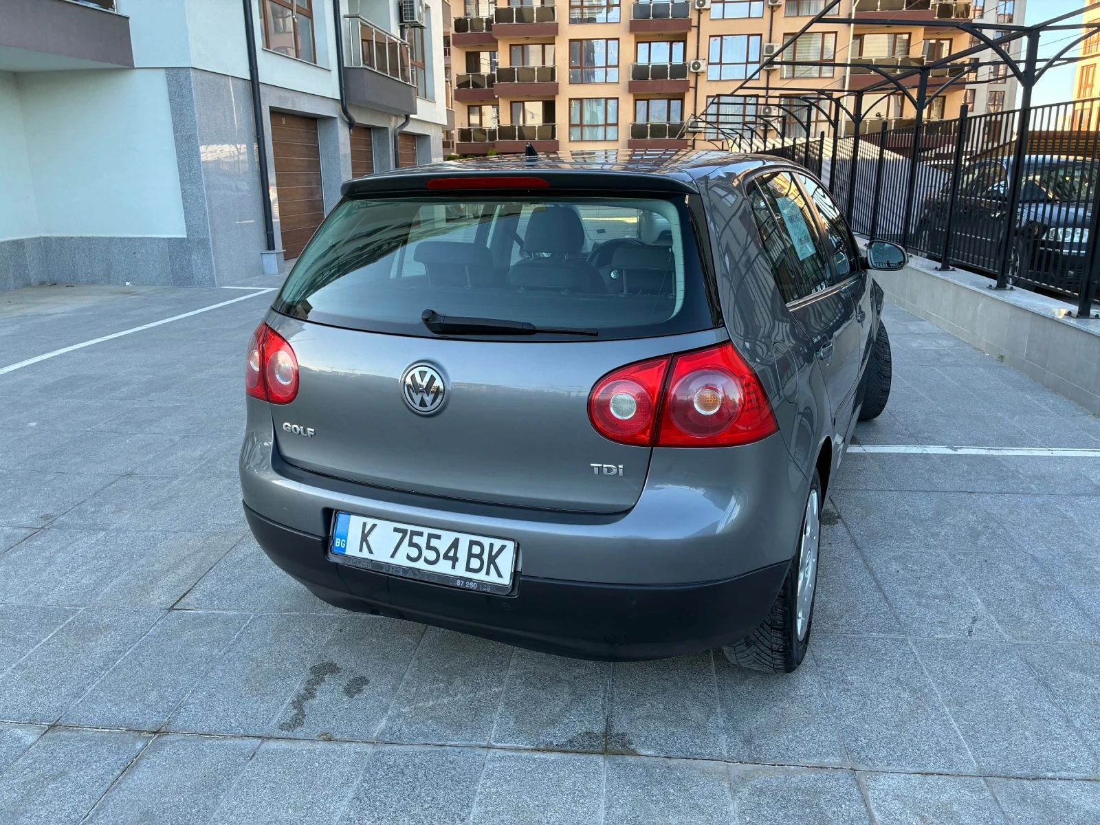 VW Golf, снимка 2 - Автомобили и джипове - 54904496
