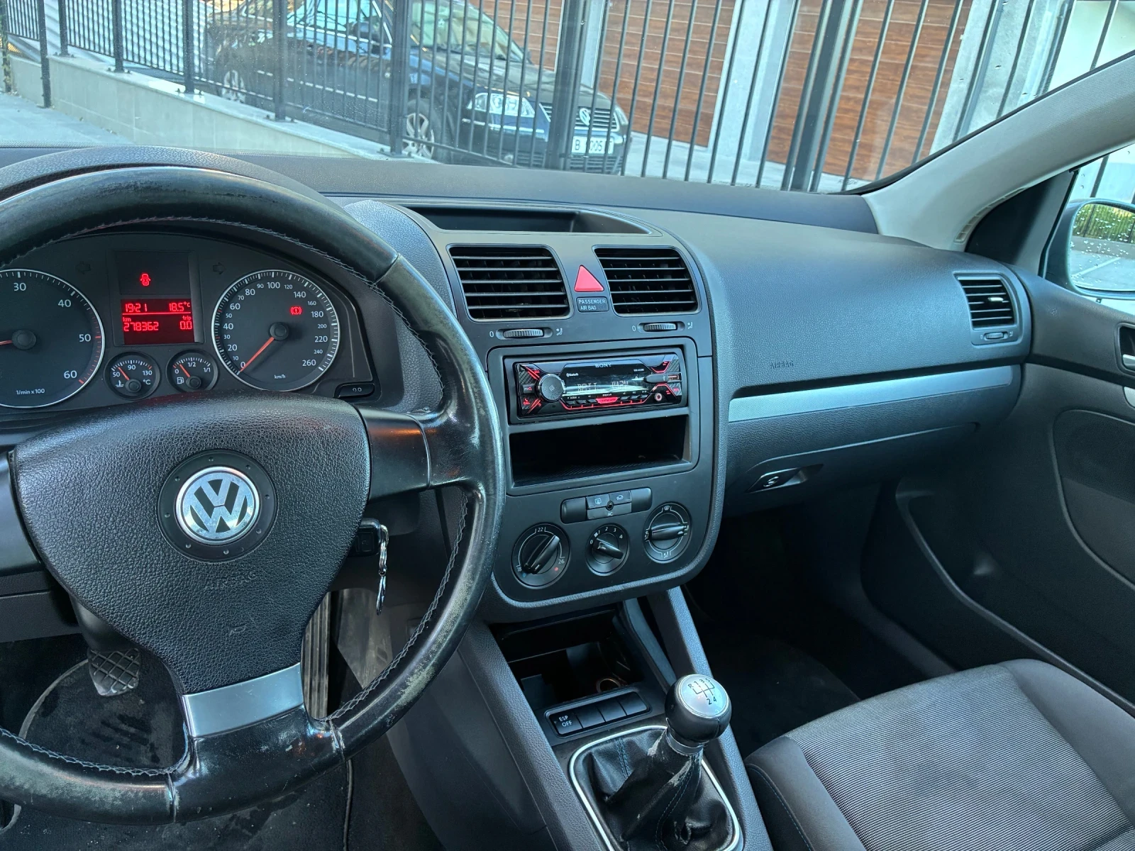 VW Golf, снимка 7 - Автомобили и джипове - 54904496