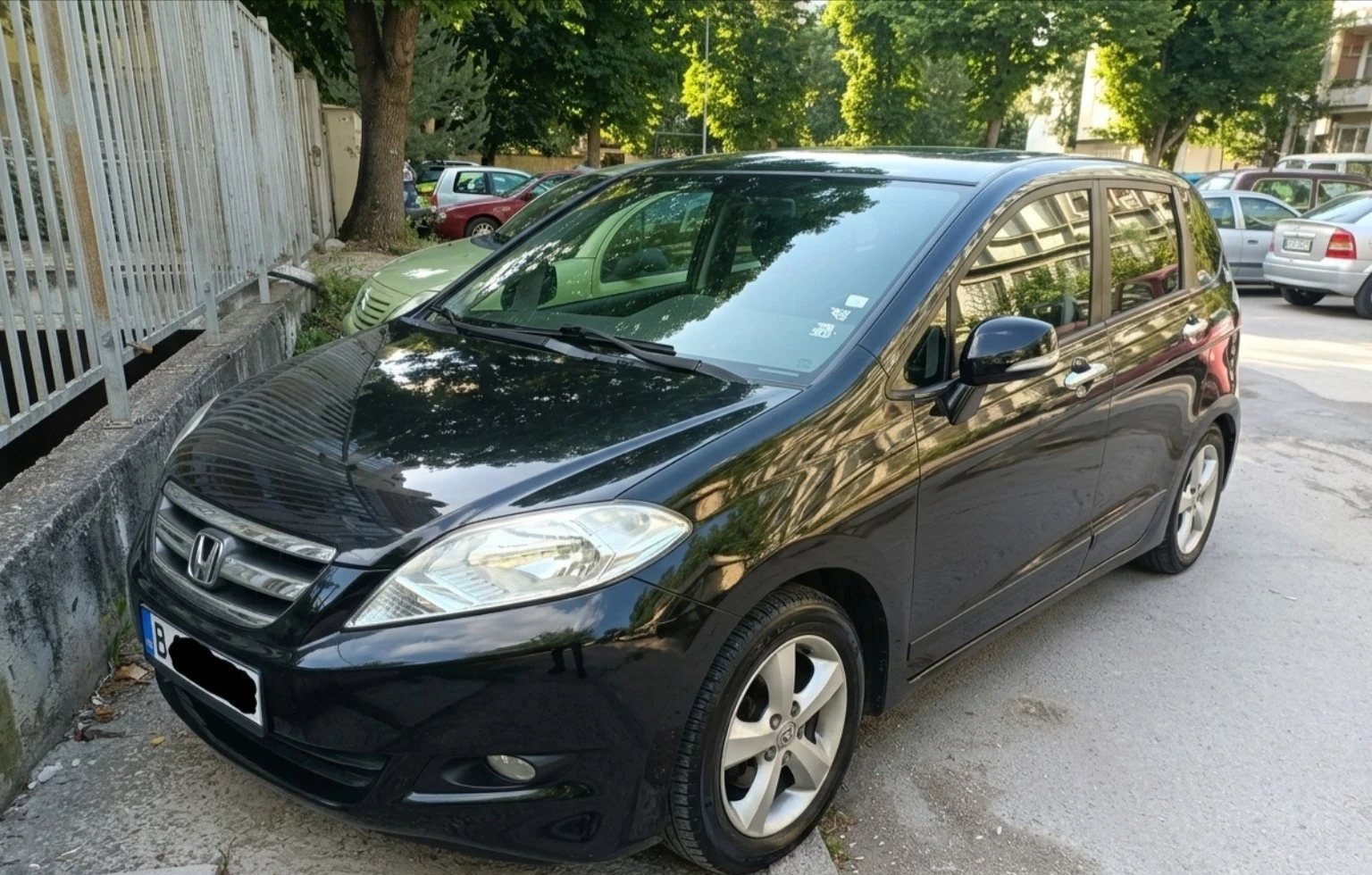 Honda Fr-v 2.0 Газ/бензин 