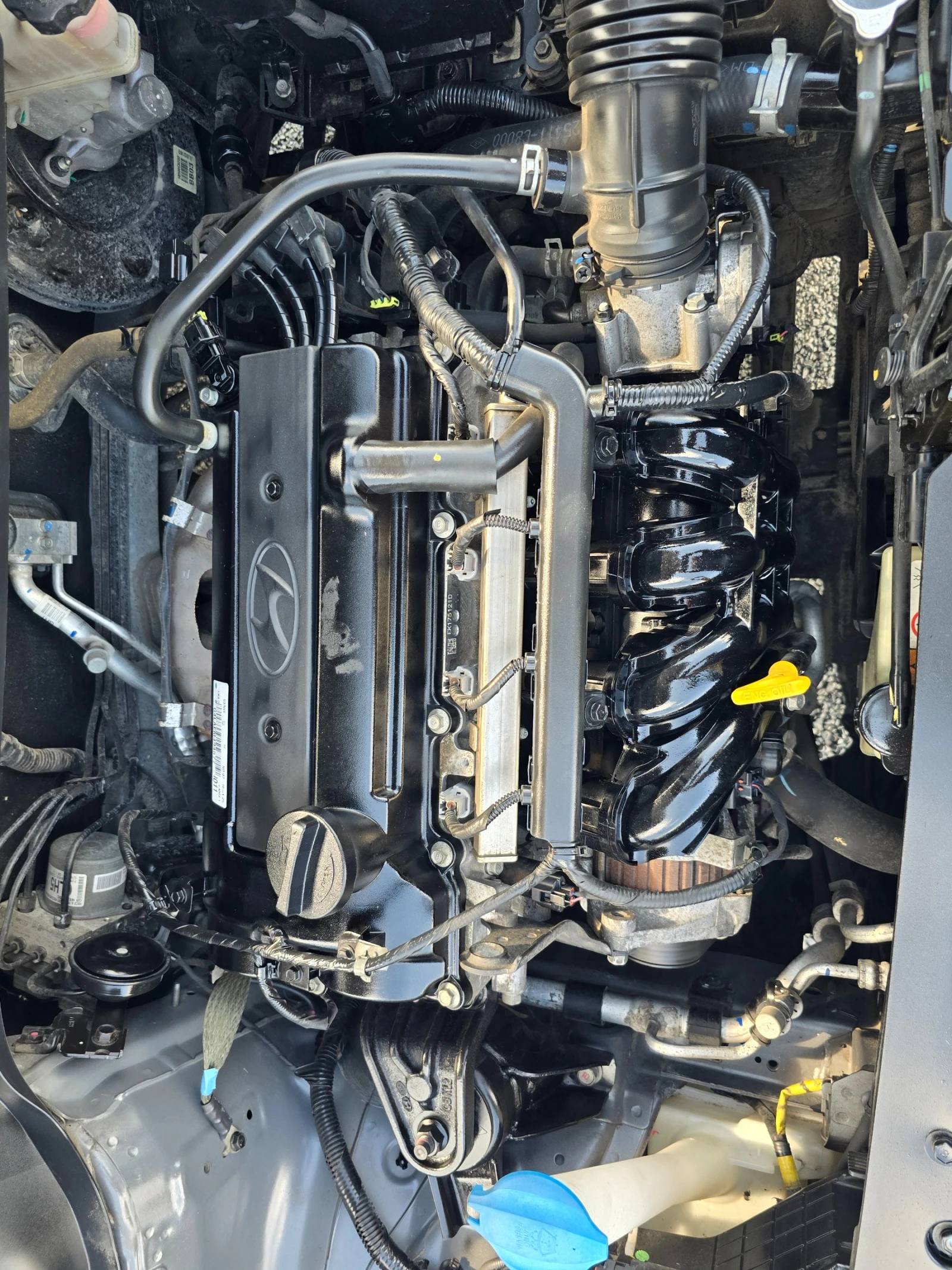 Hyundai I20 1.2i-85k.c-EURO-6, снимка 11 - Автомобили и джипове - 55333059