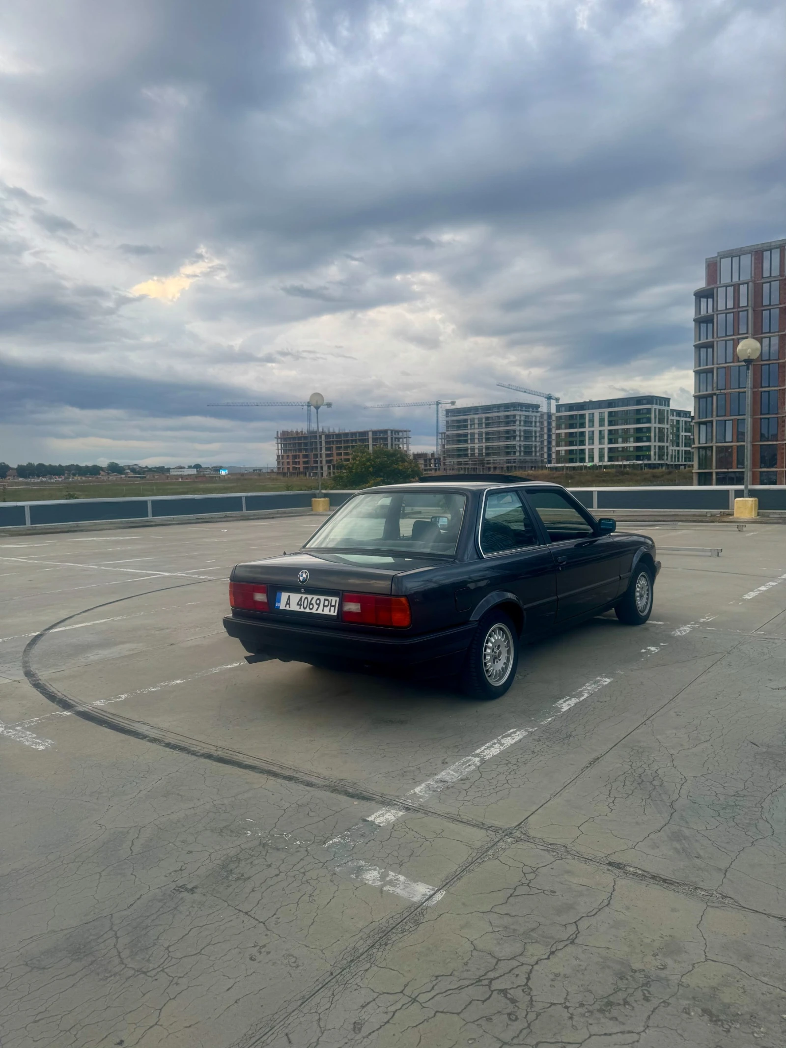 BMW 316, снимка 6 - Автомобили и джипове - 55632339