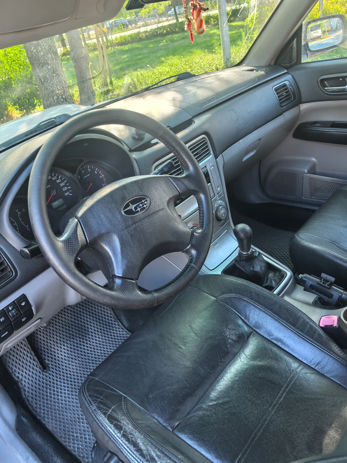 Subaru Forester, снимка 8 - Автомобили и джипове - 55780225