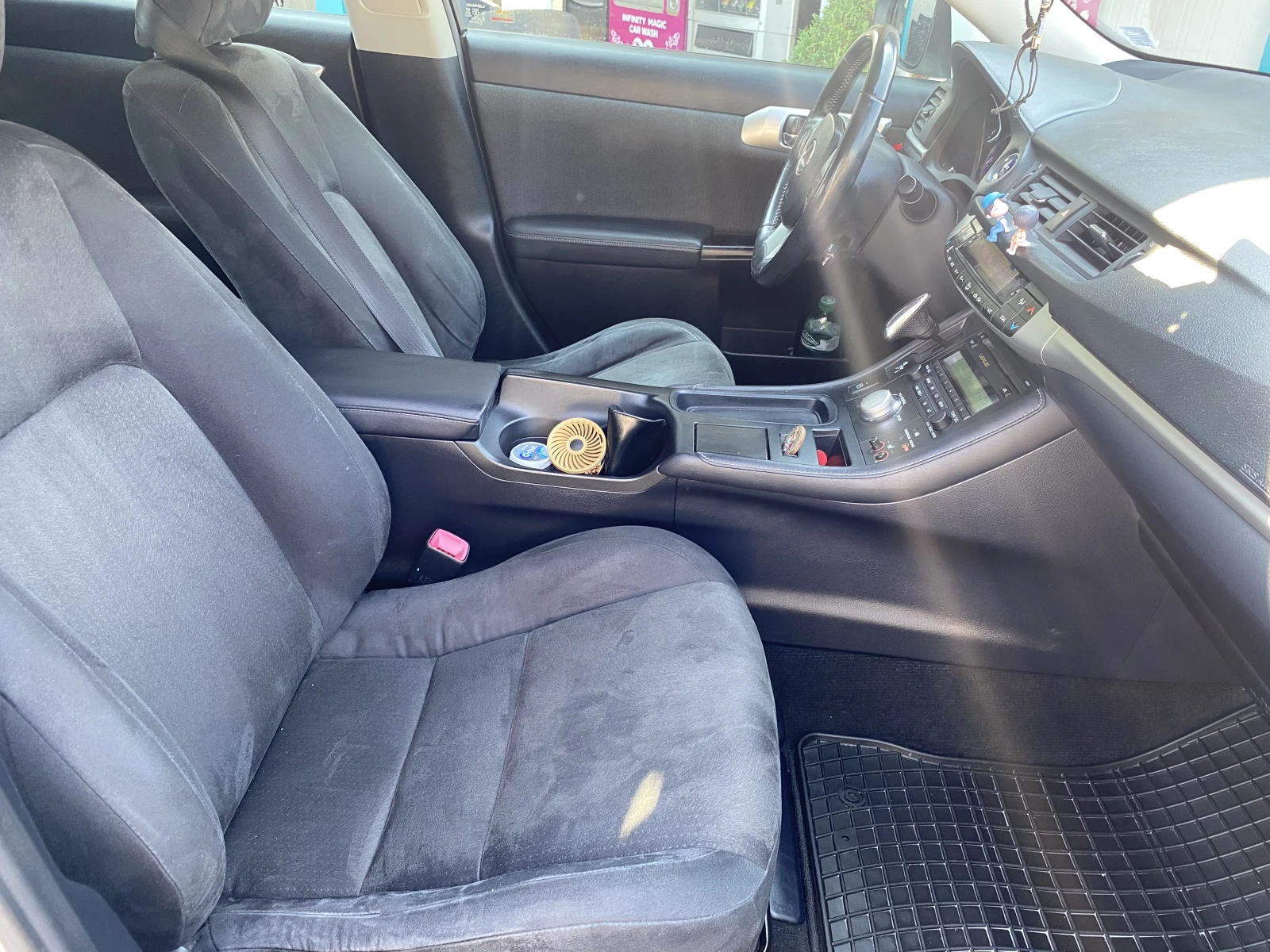 Lexus CT 200h, снимка 10 - Автомобили и джипове - 55780287