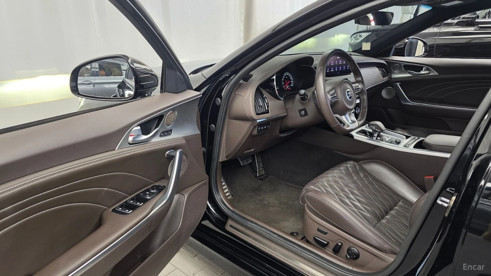 Kia Stinger 3.3 AWD GT | 360| HUD| VENTED S| BL SP| LANE AS | Mobile.bg � ����������� 10