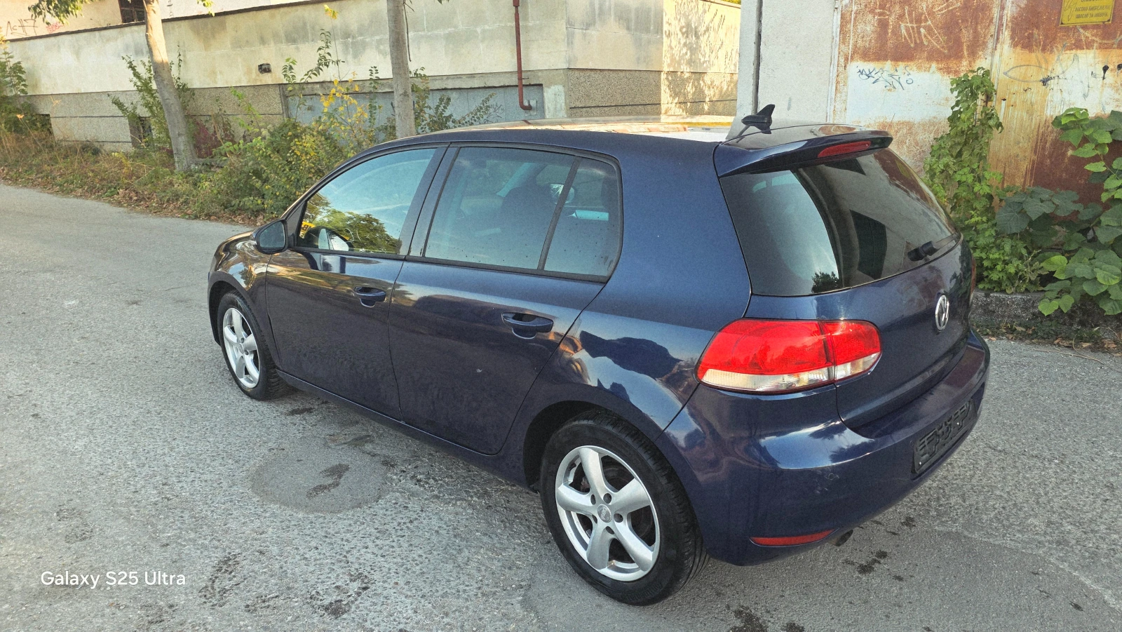 VW Golf 1.6d, снимка 4 - Автомобили и джипове - 56434575