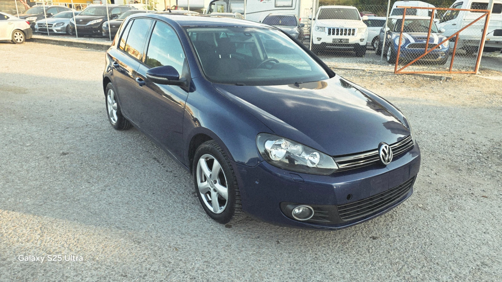 VW Golf 1.6d, снимка 15 - Автомобили и джипове - 56434575