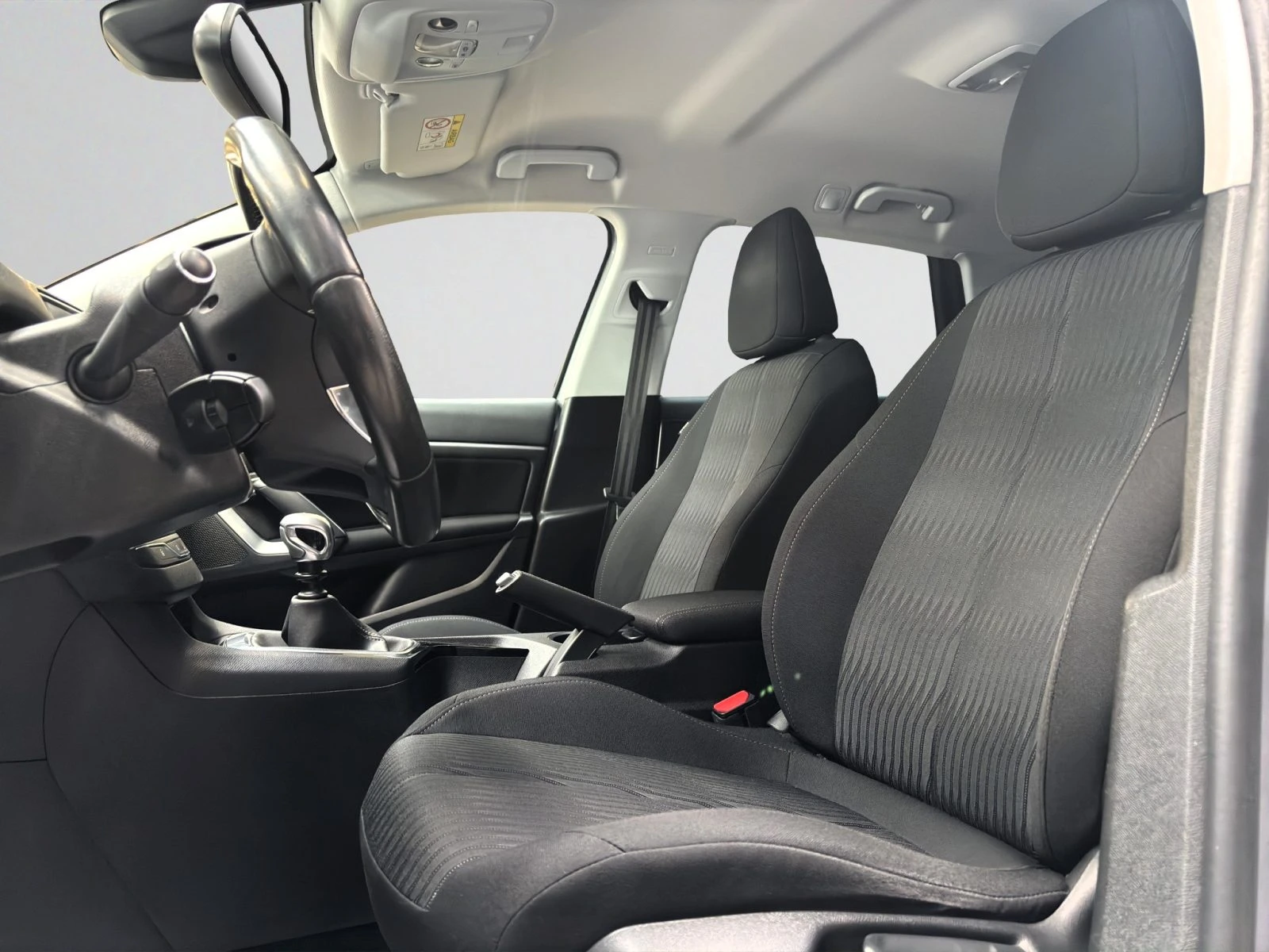 Peugeot 308 SW ACTIVE 1.6e-HDI 120 BVM6 EURO6//1501R24 | Mobile.bg � ����������� 10