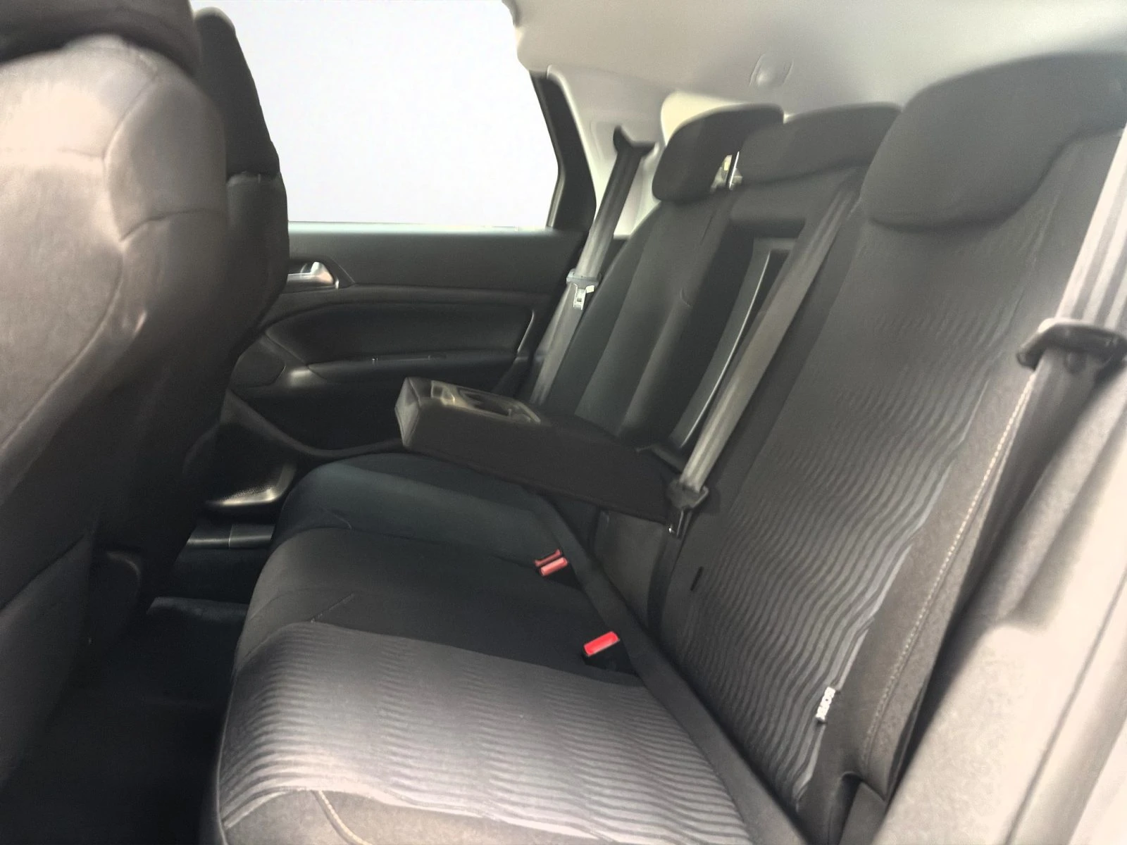 Peugeot 308 SW ACTIVE 1.6e-HDI 120 BVM6 EURO6//1501R24 | Mobile.bg � ����������� 12
