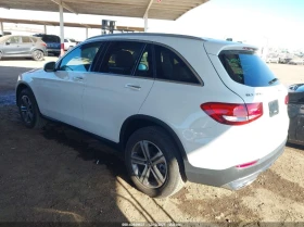 Mercedes-Benz GLC 300 2.0L I-4 DI, DOHC, VVT, TURBO, 241HP 4X2 Drive, снимка 8