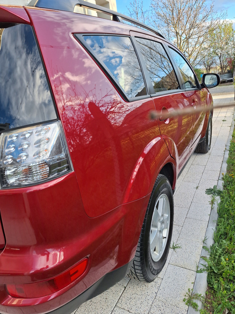 Mitsubishi Outlander 3.0 V6 * КАНАДСКА* ТОП* , снимка 4 - Автомобили и джипове - 44941424