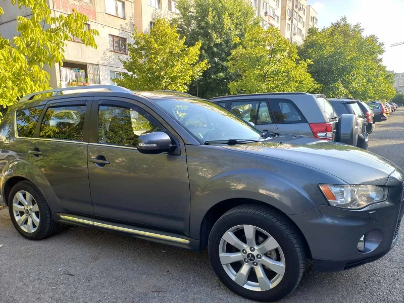 Mitsubishi Outlander 2.2, снимка 3 - Автомобили и джипове - 47147690