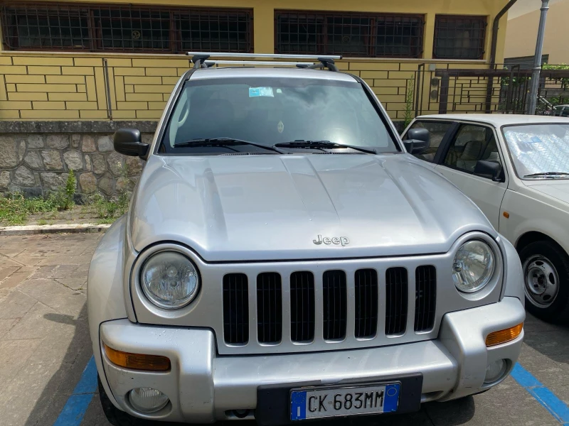 Jeep Cherokee 2.8 CRD, снимка 13 - Автомобили и джипове - 47802838