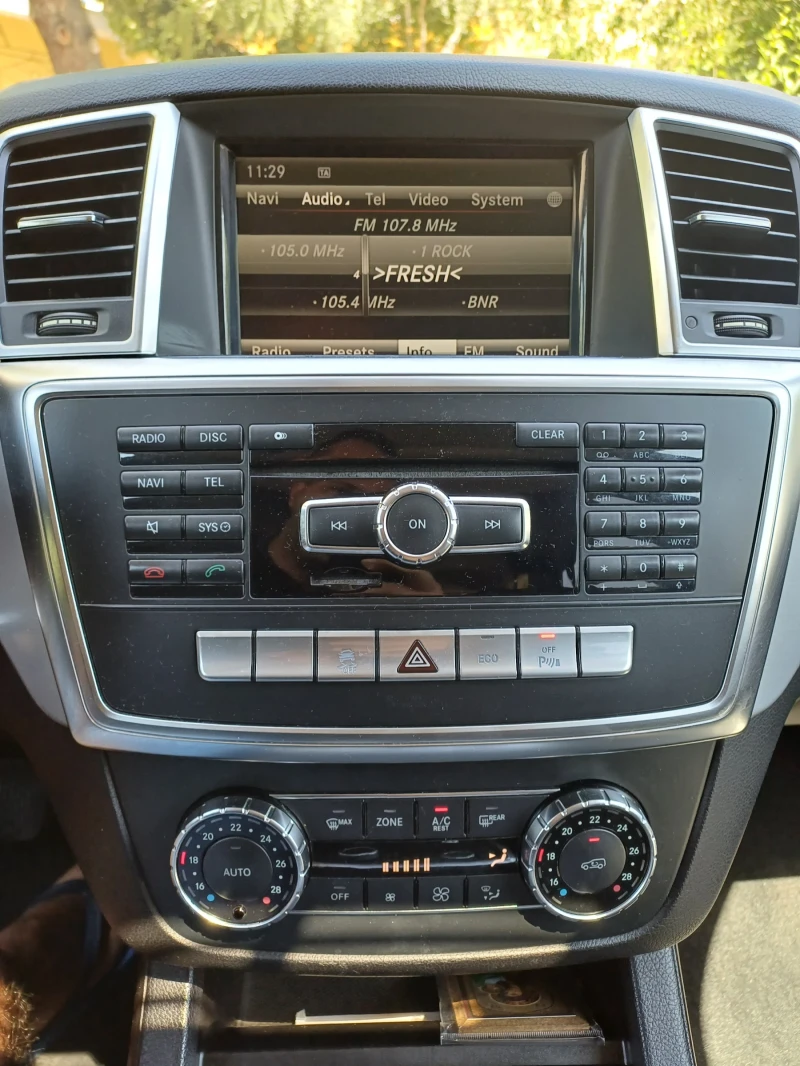 Mercedes-Benz ML 350, снимка 9 - Автомобили и джипове - 51171612