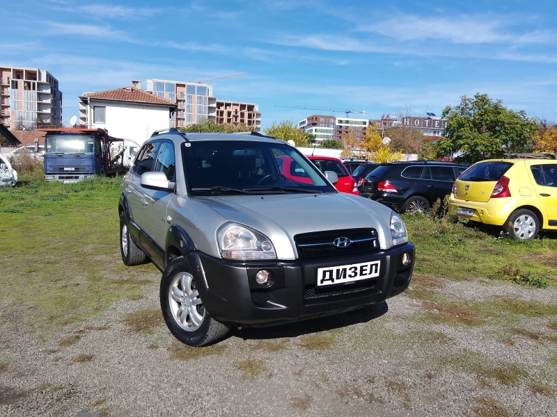 Hyundai Tucson 2.0-DIESEL-4X4-КЛИМАТРОНИК-ОТЛИЧЕН-, снимка 2 - Автомобили и джипове - 52255860