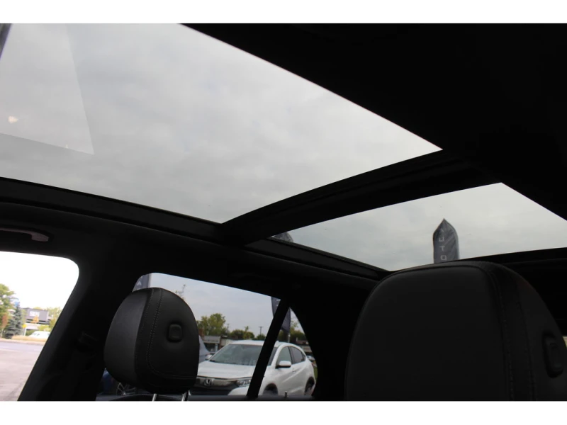 Mercedes-Benz GLE 350 4MATIC AMG NIGHT PACK* BURMESTER* 360* HEAD UP* ПА, снимка 13 - Автомобили и джипове - 52553886