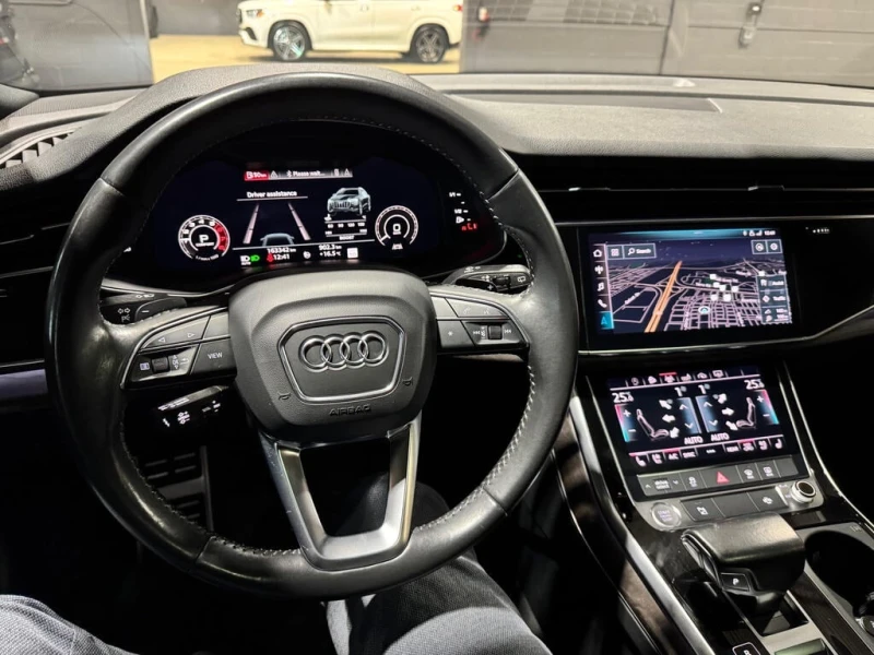 Audi Q8 * S LINE SPORT B&O SOUND DRIVER ASSIST 22S BLACK O, снимка 9 - Автомобили и джипове - 53044439