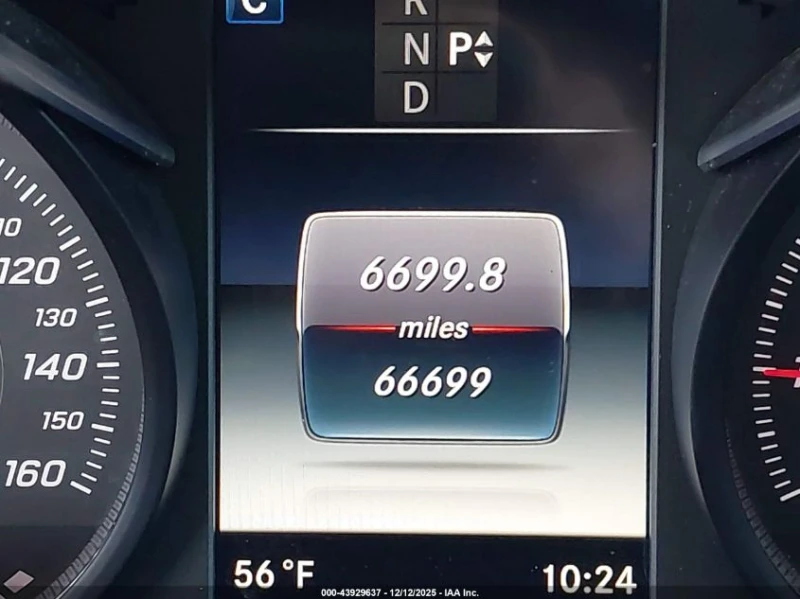 Mercedes-Benz GLC 300 2.0L I-4 DI, DOHC, VVT, TURBO, 241HP 4X2 Drive, снимка 7 - Автомобили и джипове - 53443348