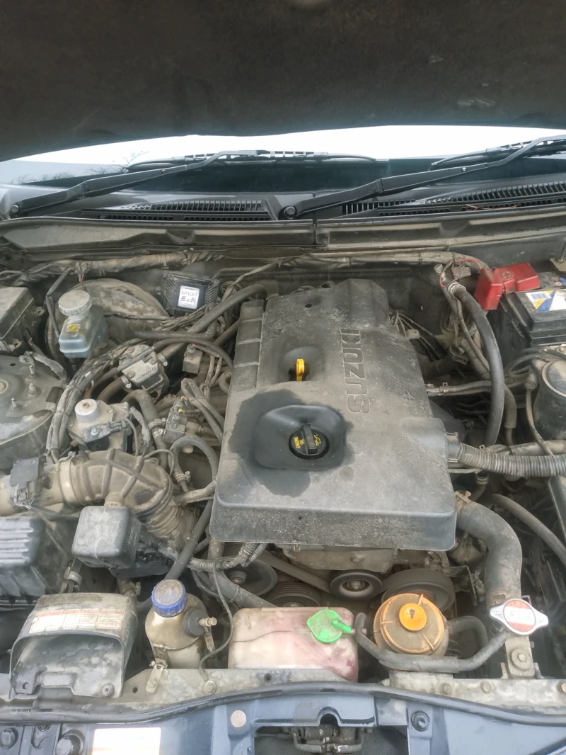 Suzuki Grand vitara 2000 Десен волан, снимка 9 - Автомобили и джипове - 53473103