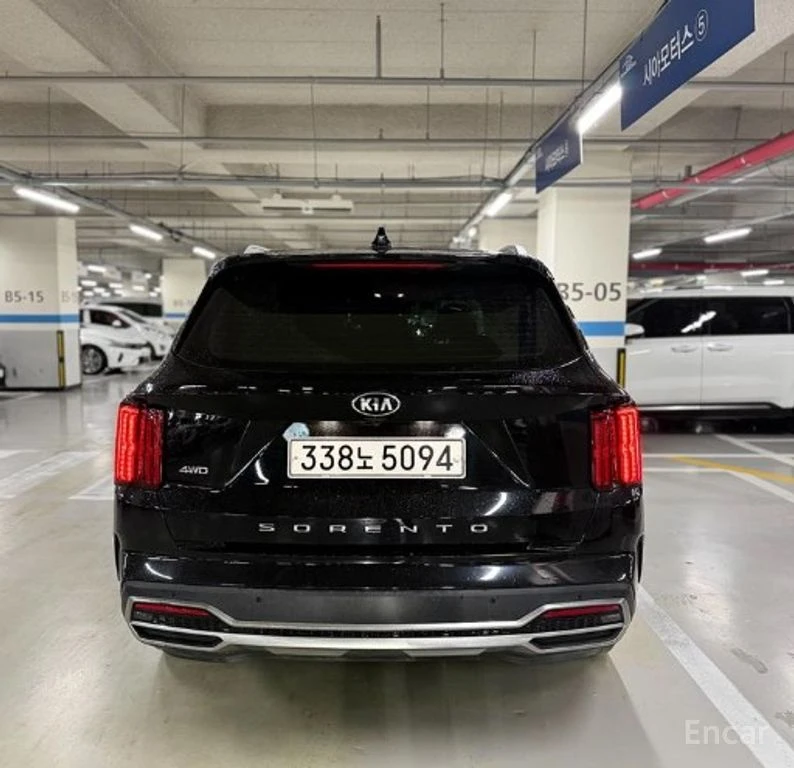 Kia Sorento 2.2 D Prestige 4x4* DISTRONIC* ПОДГРЕВ* ОБДУХВАНЕ*, снимка 5 - Автомобили и джипове - 54358376