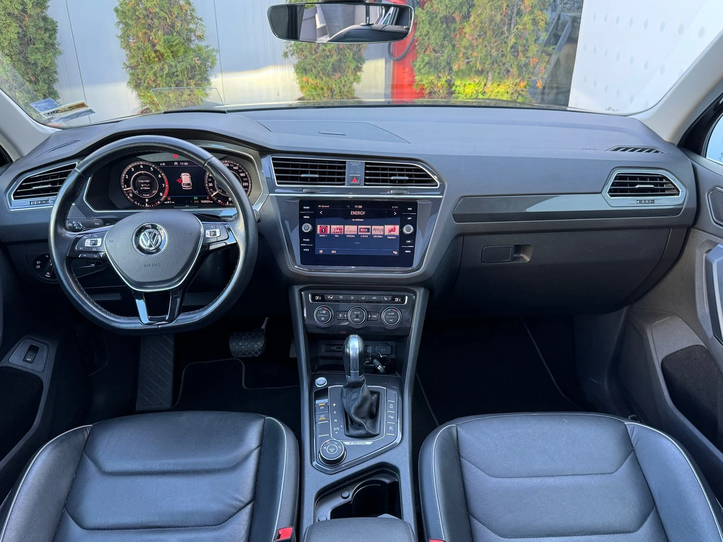 VW Tiguan 2.0 TSI DSG 4MO Highline - изображение 6