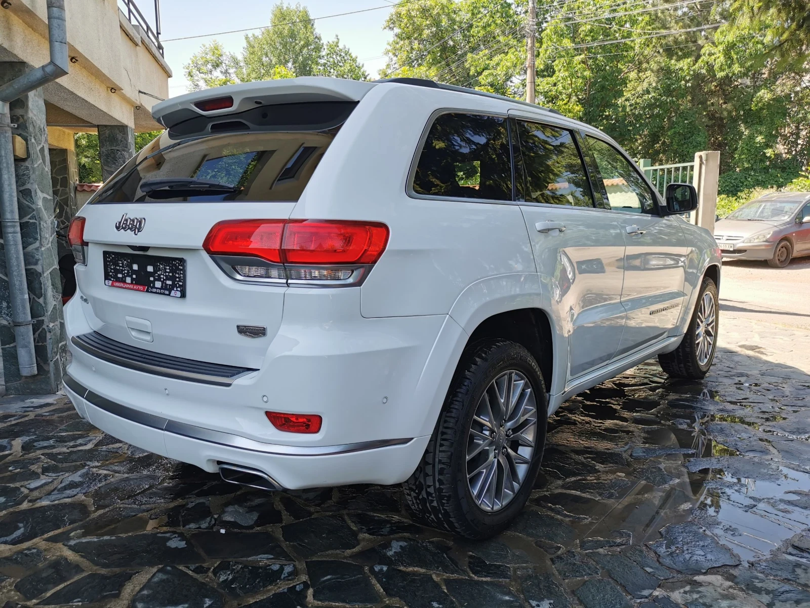 Jeep Grand cherokee 3.0 DIESEL / SUMMIT / ВСИЧКИ ЕКСТРИ! 77000КМ!!! - изображение 6