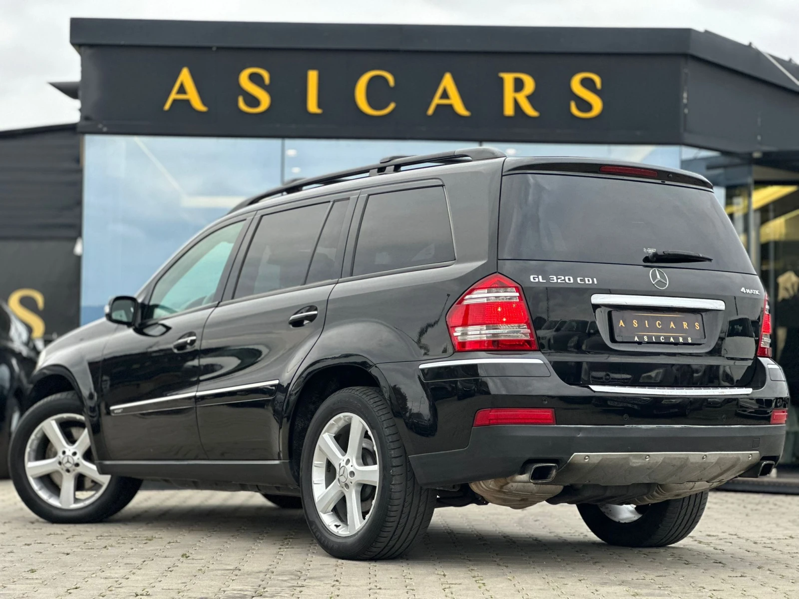 Mercedes-Benz GL 320 / 4 MATIC / SPORT / 6+ 1 / 2X TV / TOP / ГАРАНЦИЯ  - изображение 3
