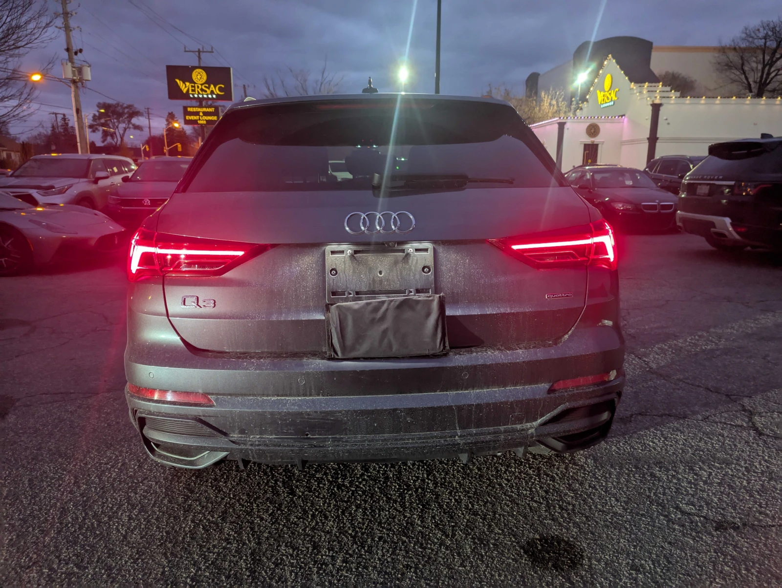 Audi Q3 * CARFAX *    | Mobile.bg   5