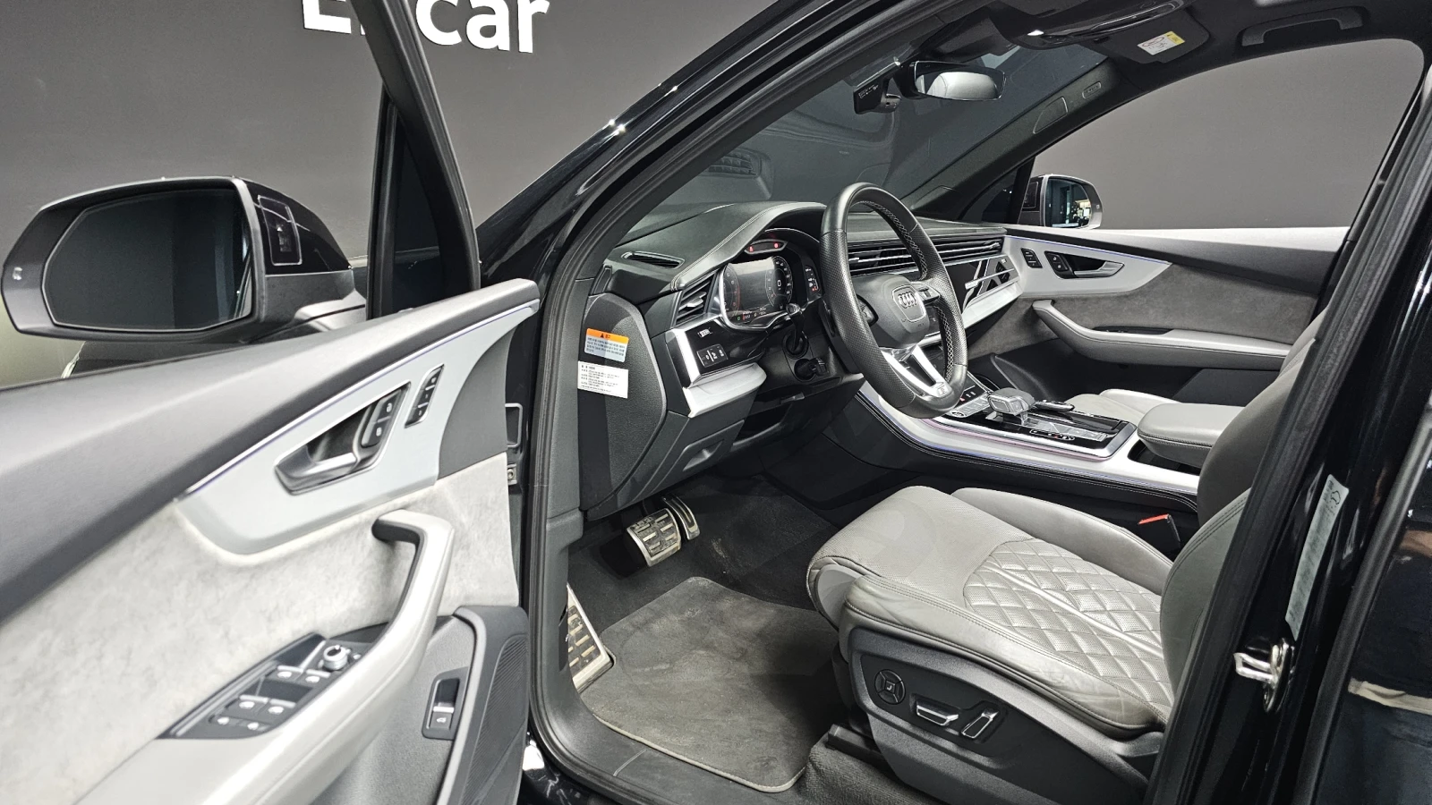 Audi Q7 MATRIX* DIS* S-LINE* PANO* ОБДУХ* HUD* SOFT-CLOSE*, снимка 8 - Автомобили и джипове - 55087108