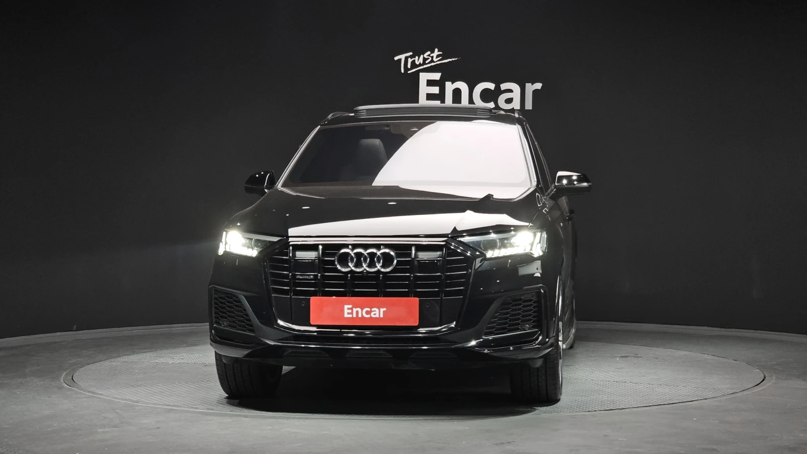 Audi Q7 MATRIX* DIS* S-LINE* PANO* ОБДУХ* HUD* SOFT-CLOSE*, снимка 2 - Автомобили и джипове - 55087108