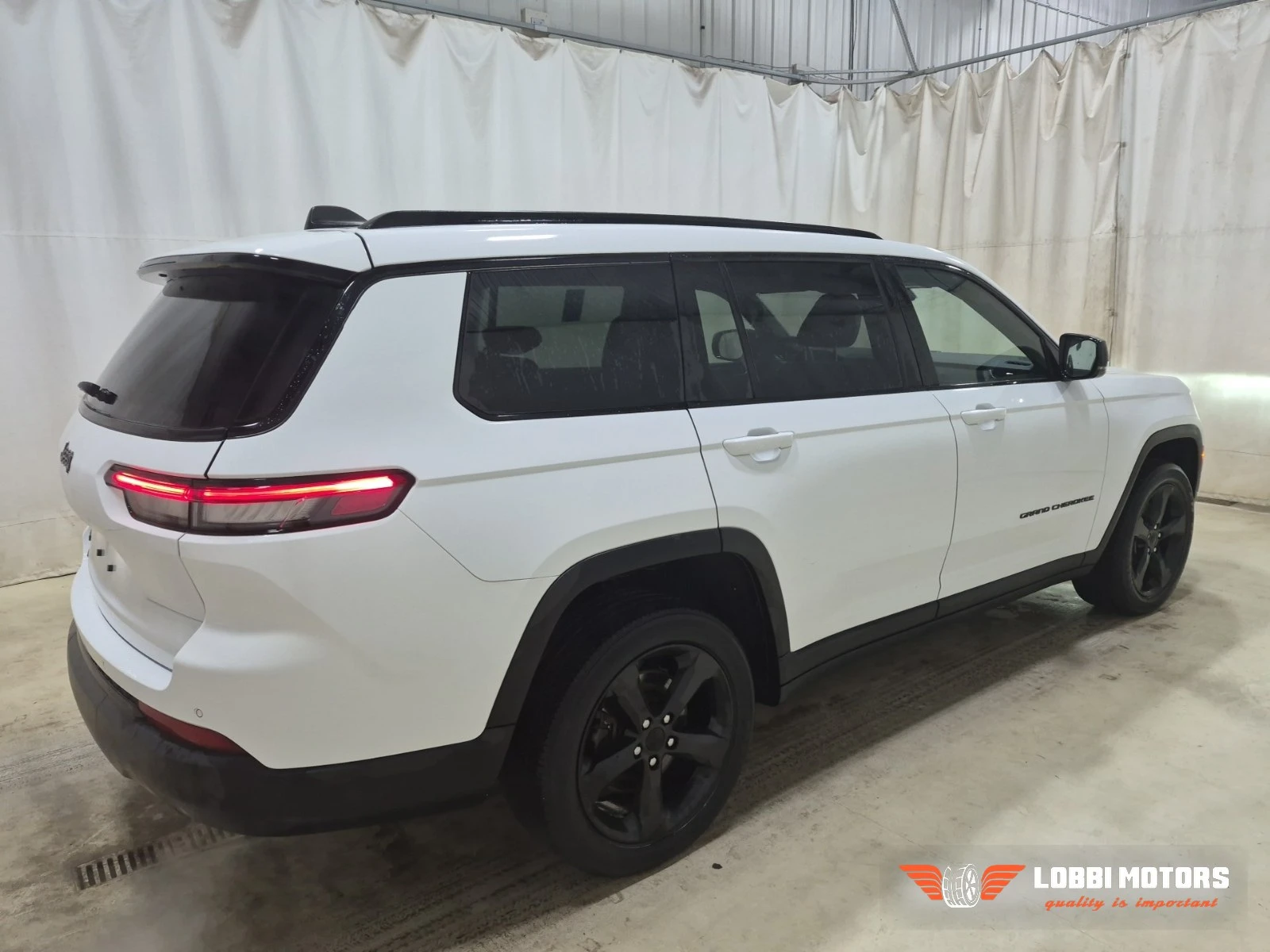 Jeep Grand cherokee, снимка 3 - Автомобили и джипове - 56102850
