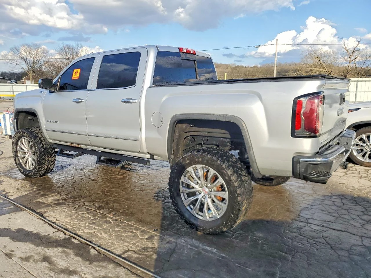 Gmc Sierra 5.3l K1500 Slt, снимка 2 - Автомобили и джипове - 56151570