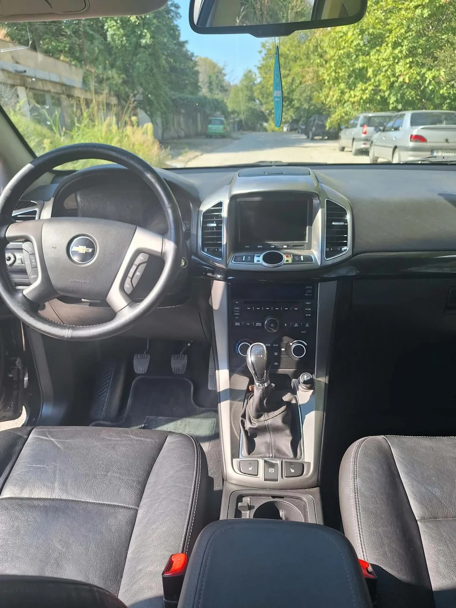 Chevrolet Captiva 2.2, снимка 2 - Автомобили и джипове - 56159337