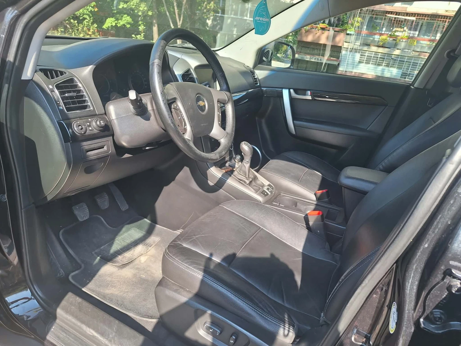 Chevrolet Captiva 2.2, снимка 4 - Автомобили и джипове - 56159337