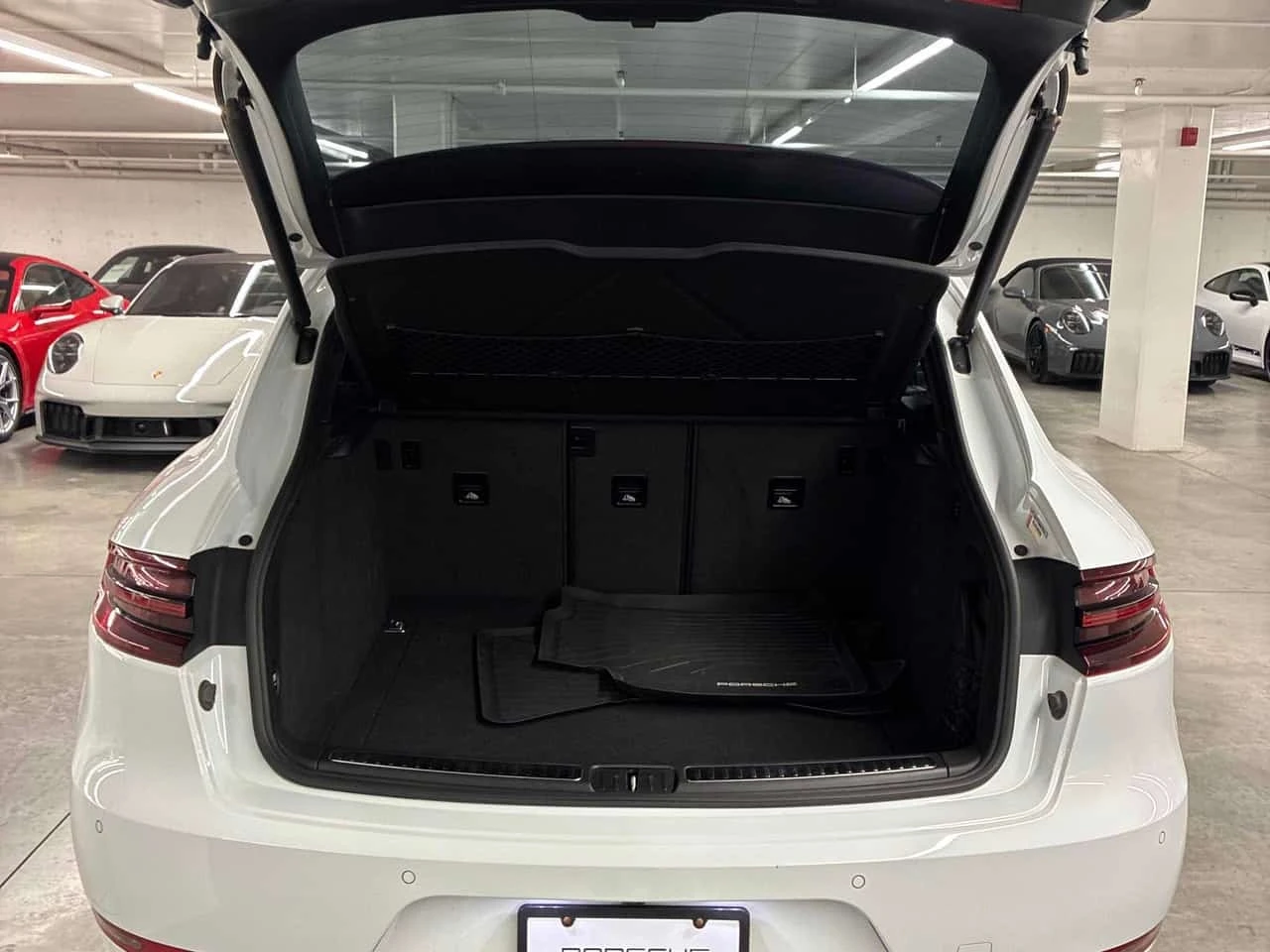 Porsche Macan  GTS / 360 / Distronic / Bose / Carfax  | Mobile.bg � ����������� 15