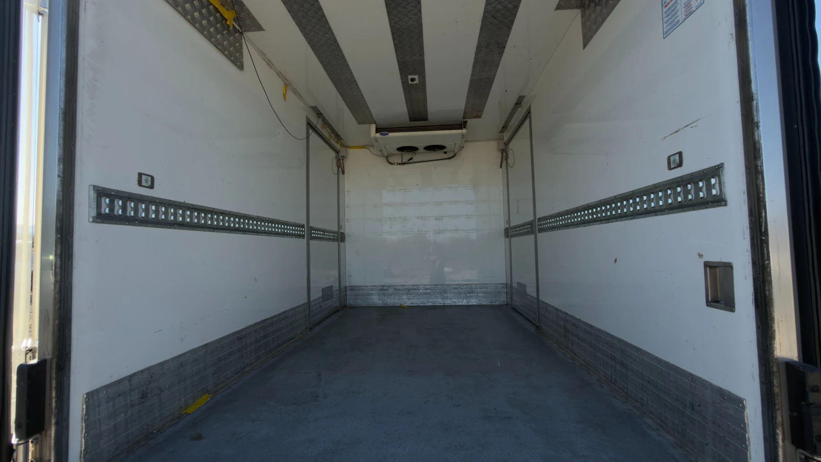 Iveco Daily 35C15* ХЛАДИЛЕН* , снимка 13 - Бусове и автобуси - 56033922
