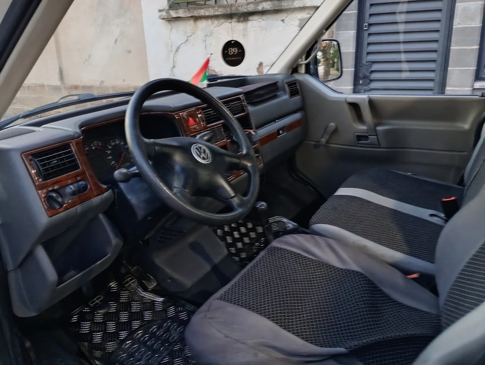 VW Transporter, снимка 5 - Бусове и автобуси - 56178121