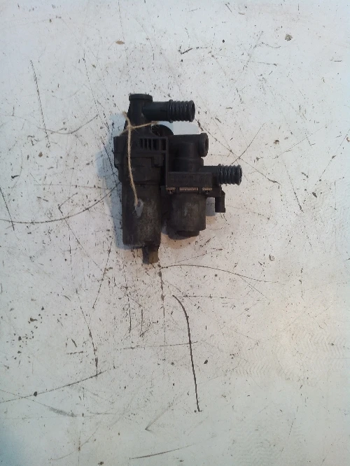 Ел.водна помпа за БМВ Е46 320D