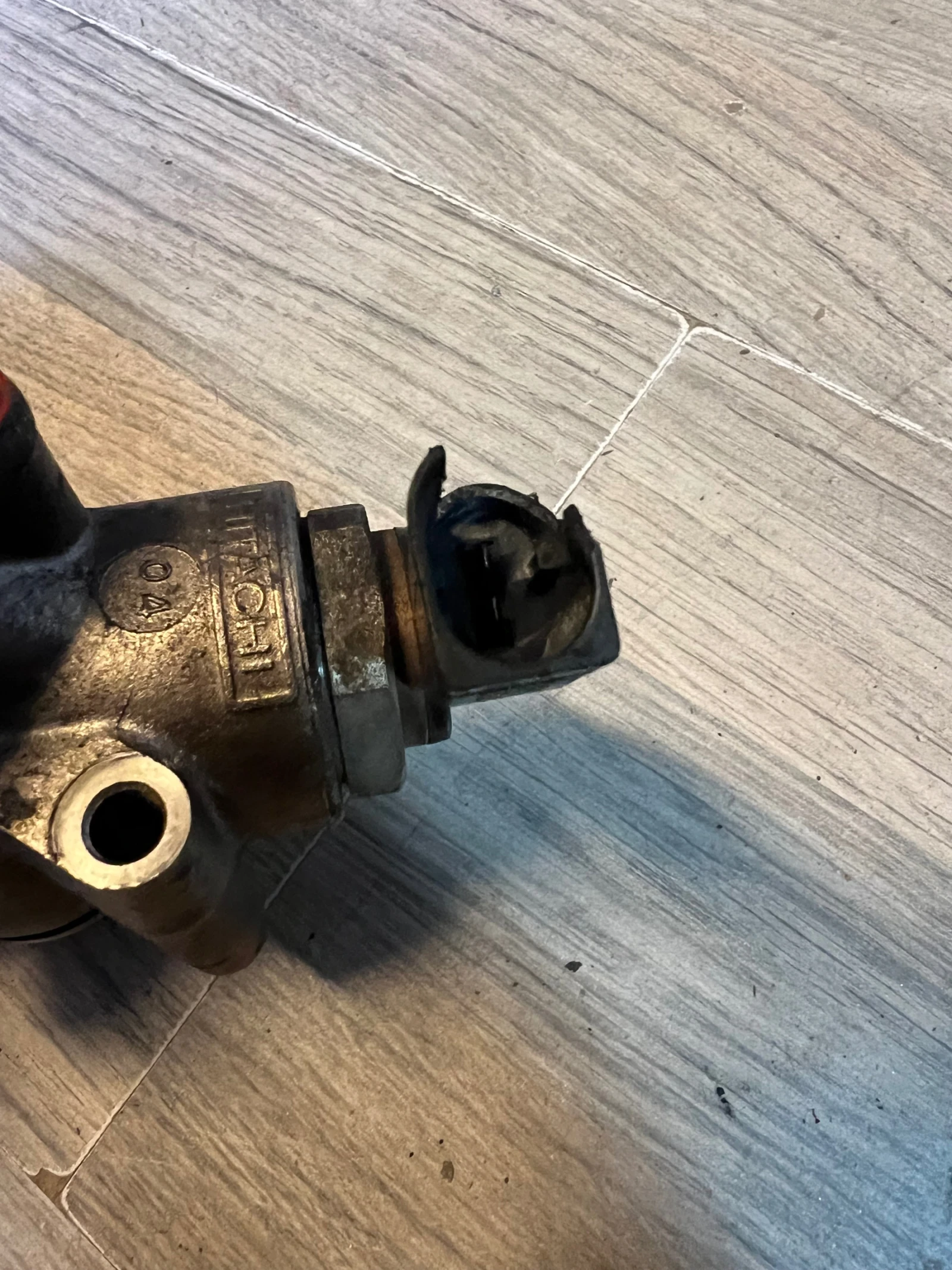 03C127025R    VW 1.6FSI HFS853-01 03C 127 025 R | Mobile.bg   4