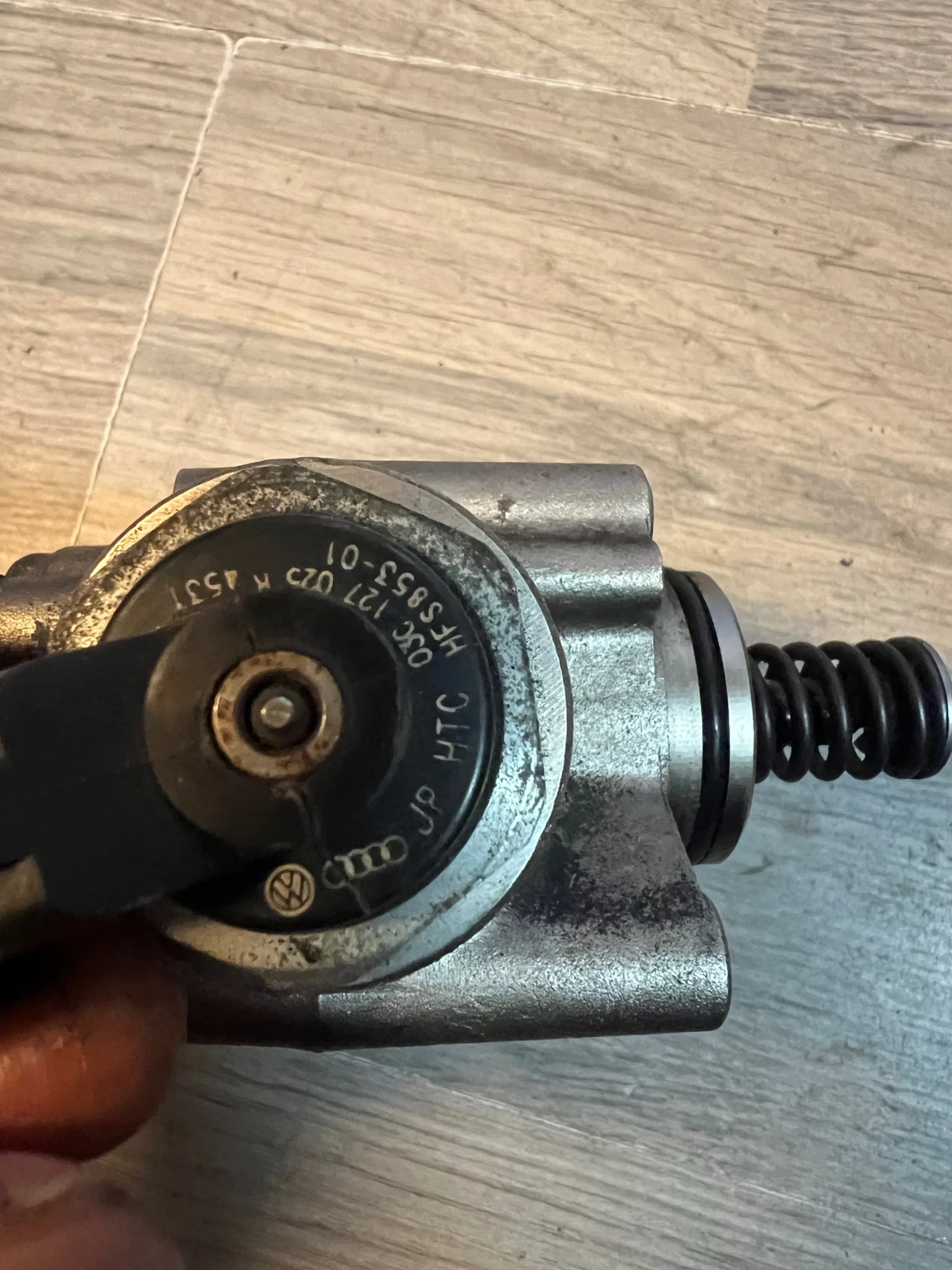 03C127025R    VW 1.6FSI HFS853-01 03C 127 025 R | Mobile.bg   2