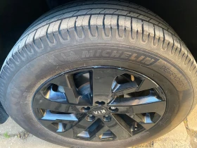 Гуми Всесезонни 235/60R18, снимка 1