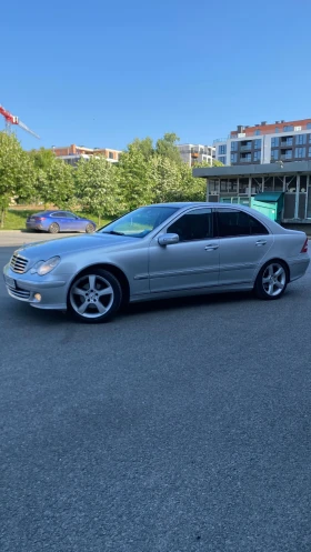 Mercedes-Benz 220 C200, снимка 3