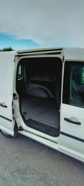 VW Caddy 102кс Навигация климатроник теглич, снимка 4