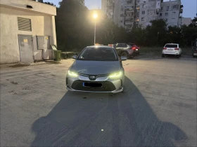 Toyota Corolla 1.8 HYBRID ПЪРВИ СОБСТВЕНИК , снимка 3